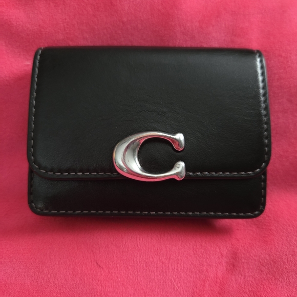 Coach Black Leather Card Holder with Silver Logo - Picture 2 of 12